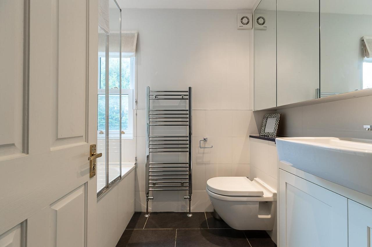 Ferienwohnung Joivy Stunning 3 Bed, 2 Bath House With Garden And Rooftop Terrace London Exterior foto